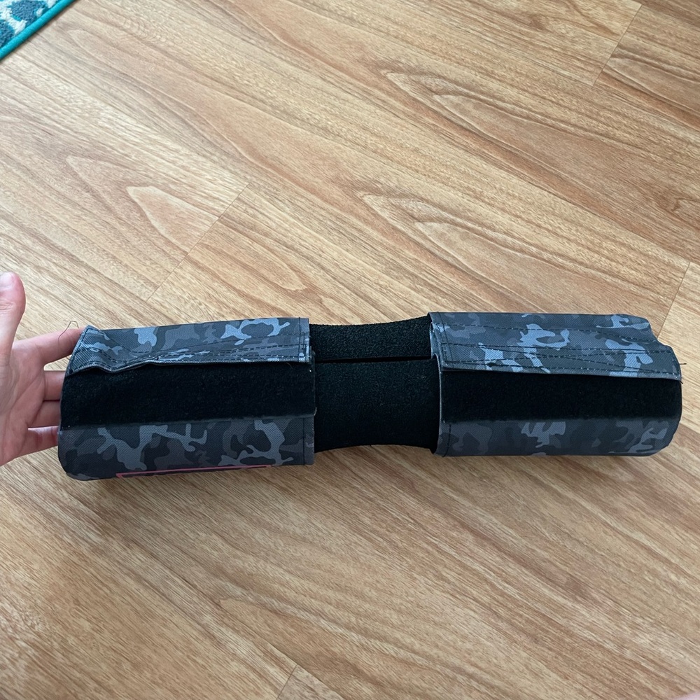 Barbell Pad - Picture 2 of 2